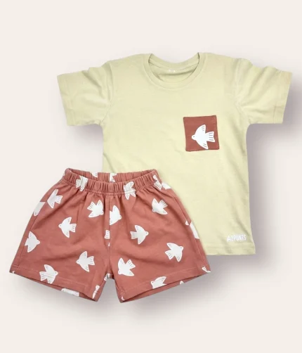 conjunt-infantil-ocells-estampat-a2punts.webp